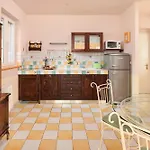 Sun Hills 8 Apartment