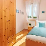 Sun Hills 8 Apartment *
