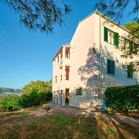 Apartment Sun Hills 8 *